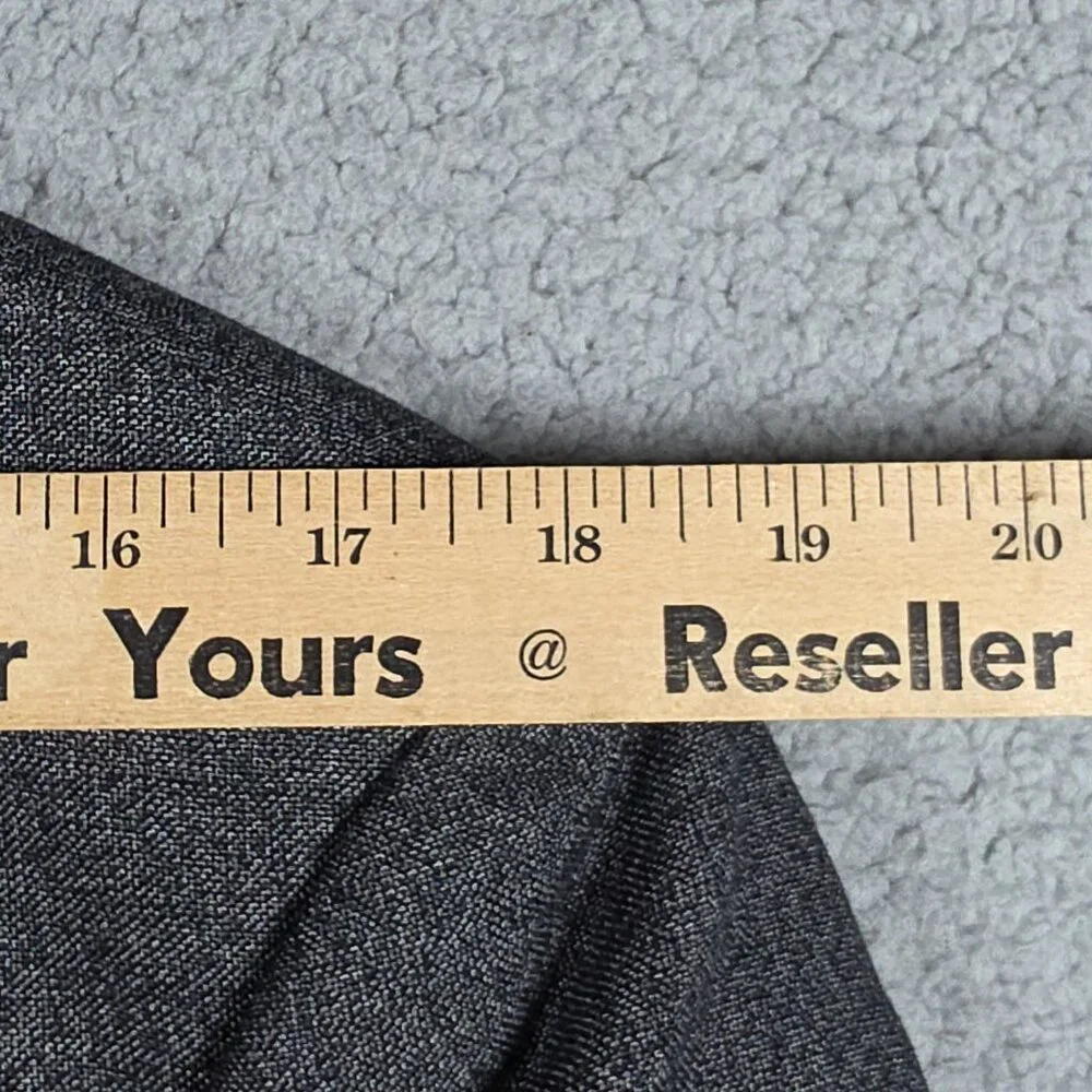 Van Heusen Sport Coat Mens Size 40R Charcoal Tweed Slim Fit 2 Button Blazer
